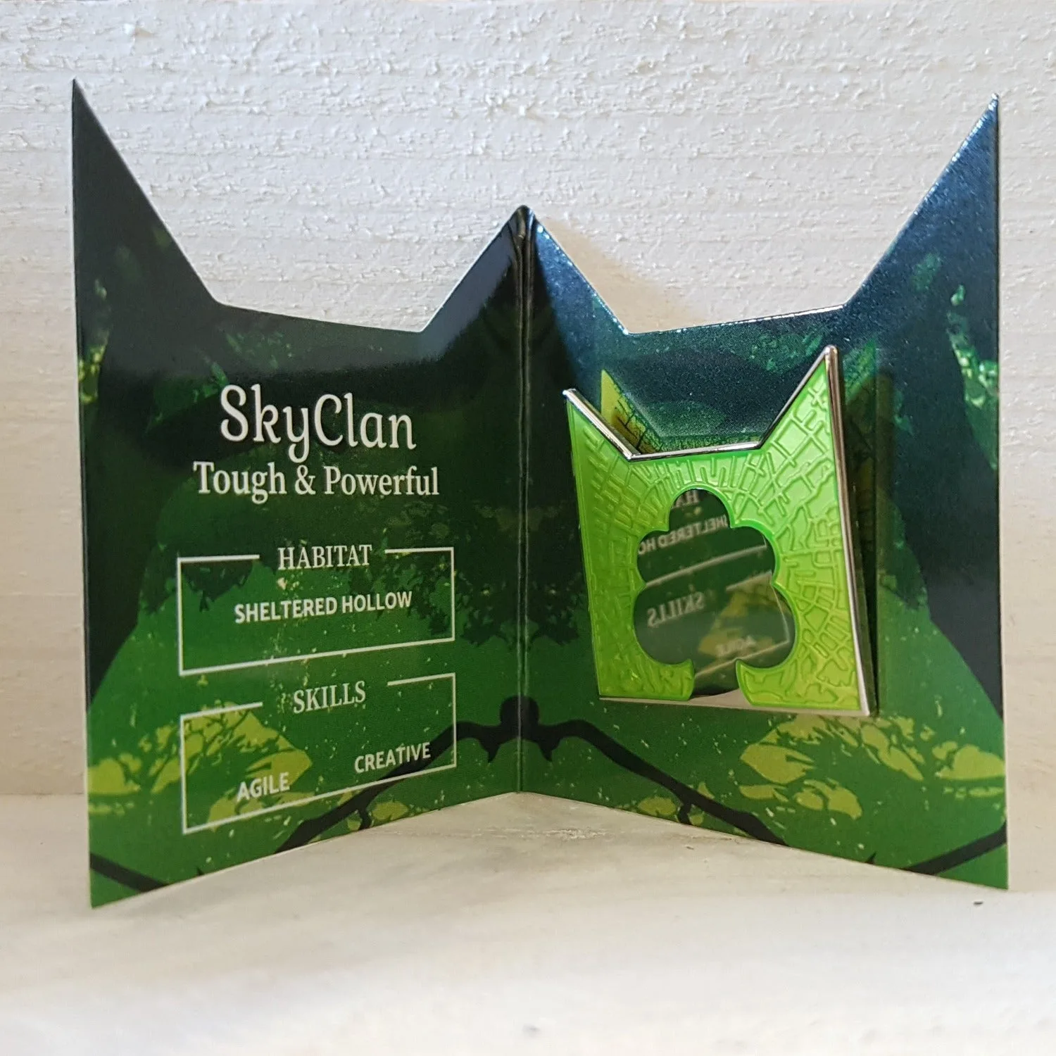Collector's SkyClan Pin Badge