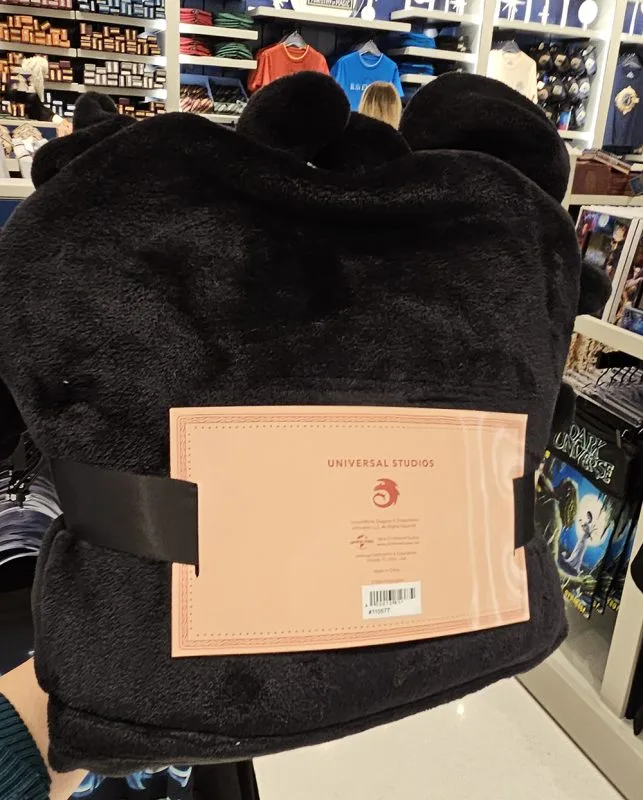 Toothless Hooded Blanket
