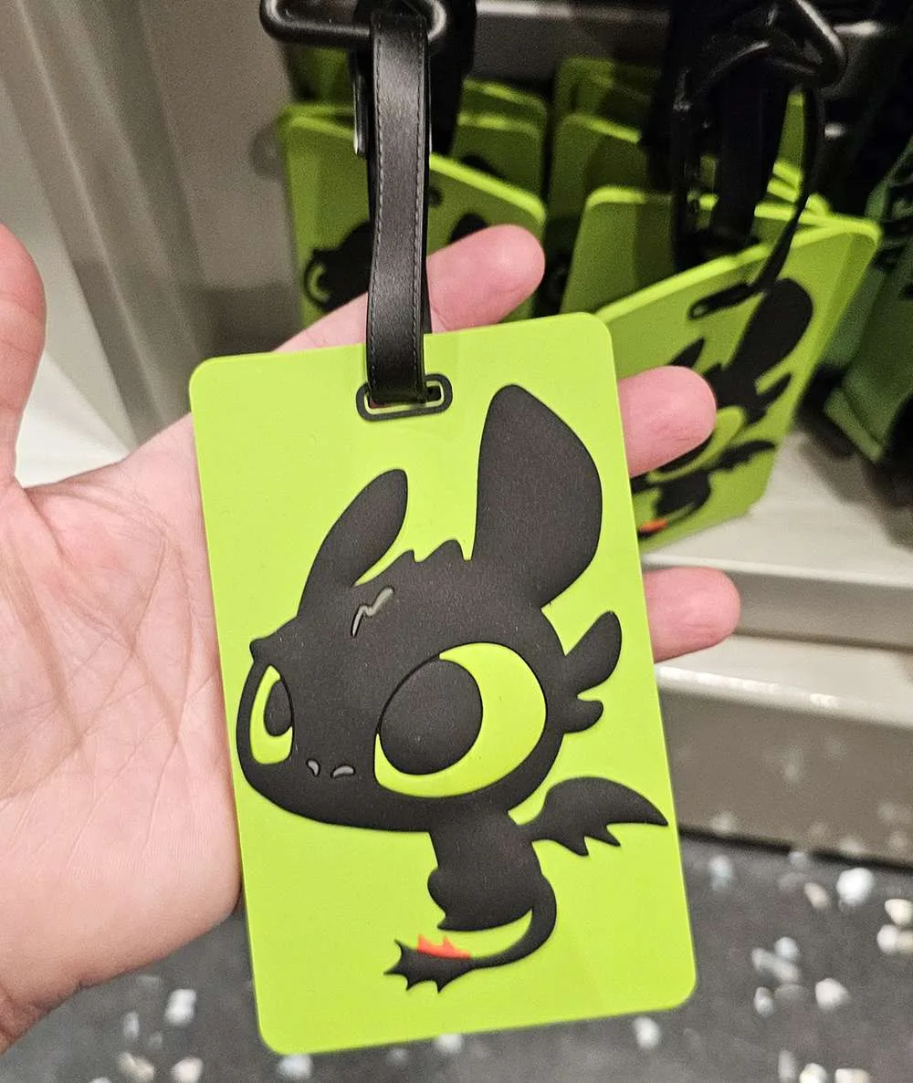 Toothless Luggage Tag